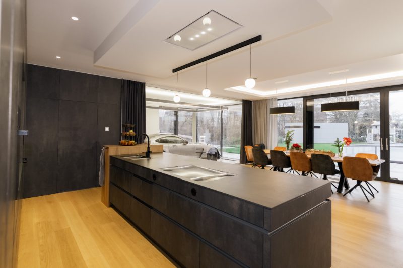 Clean Lines in Anthracite